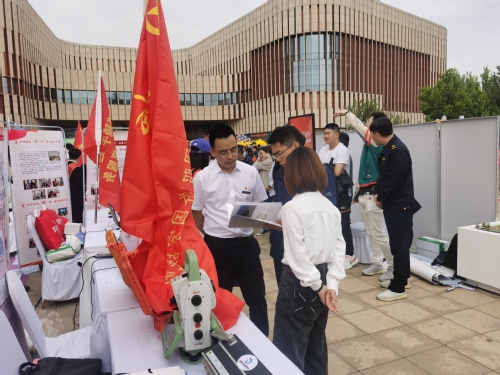 6cab75f0-446e-402a-ae64-5ecae5770d2a