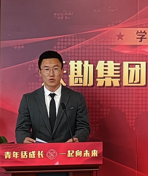 d048cdbf-b2f2-4f78-9095-1eadf9b07f30