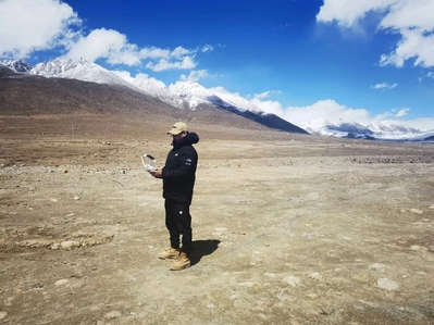 fea2fdf2-e885-4b98-8891-638d8b418bc0