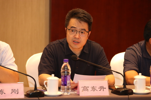 caad5a37-4f6e-438c-8e5c-fddbecd8ed2b